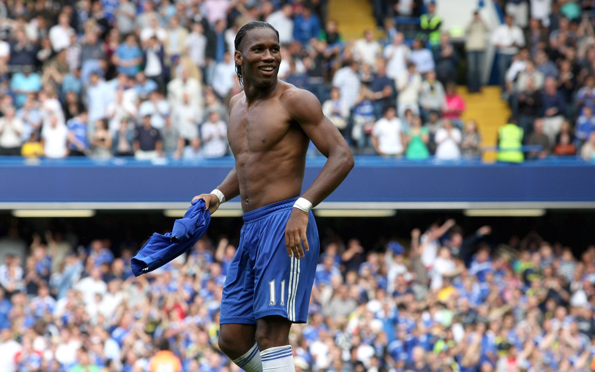 开云网站-《电竞职业选手的年度奖励与荣誉盘点》，电竞职业冠军奖金